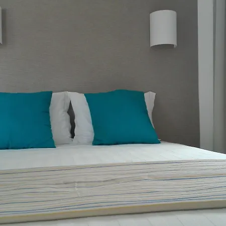 Vale De Carros By Umbral