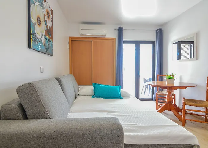 Vale De Carros By Umbral
